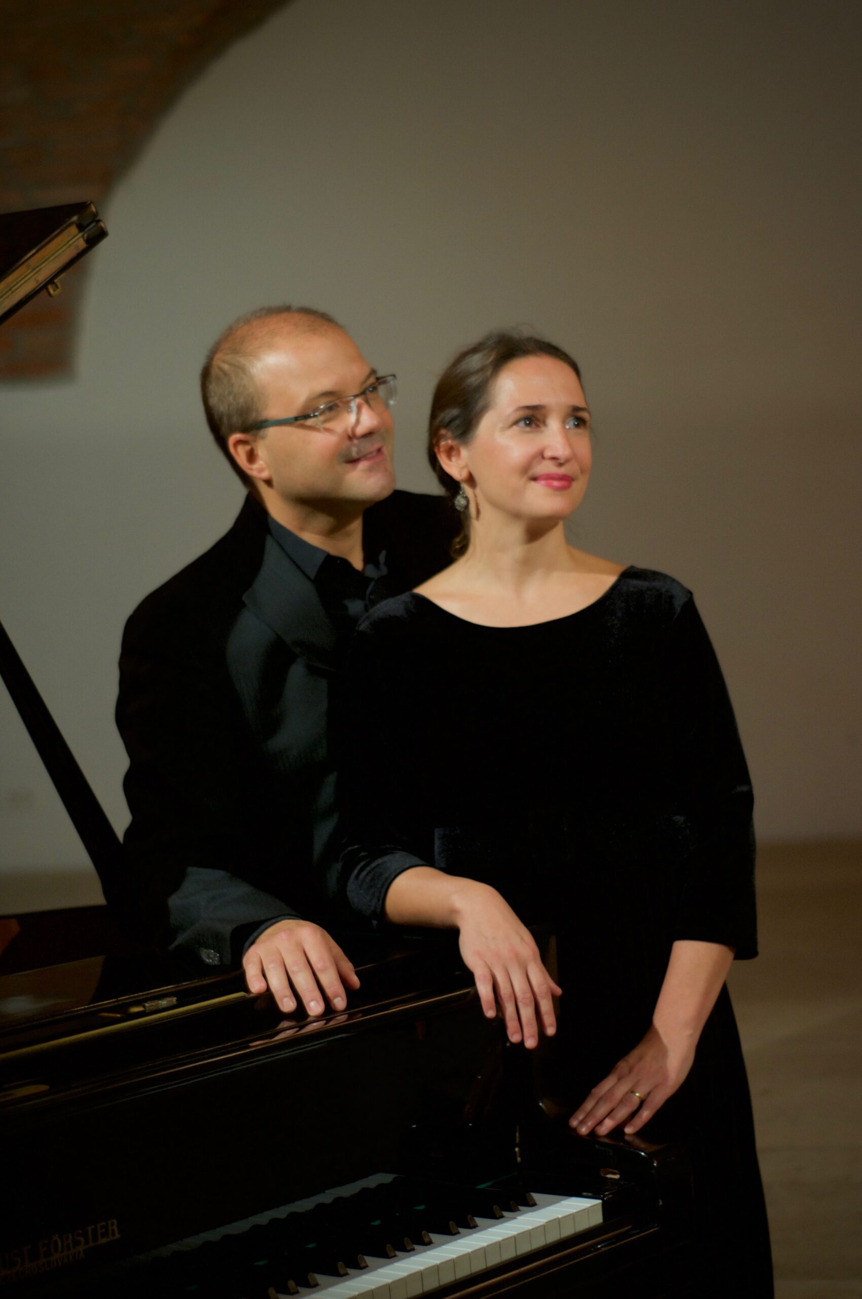 “AnAntonio” piano duo to perform at Ohrid Summer Festival tonight
