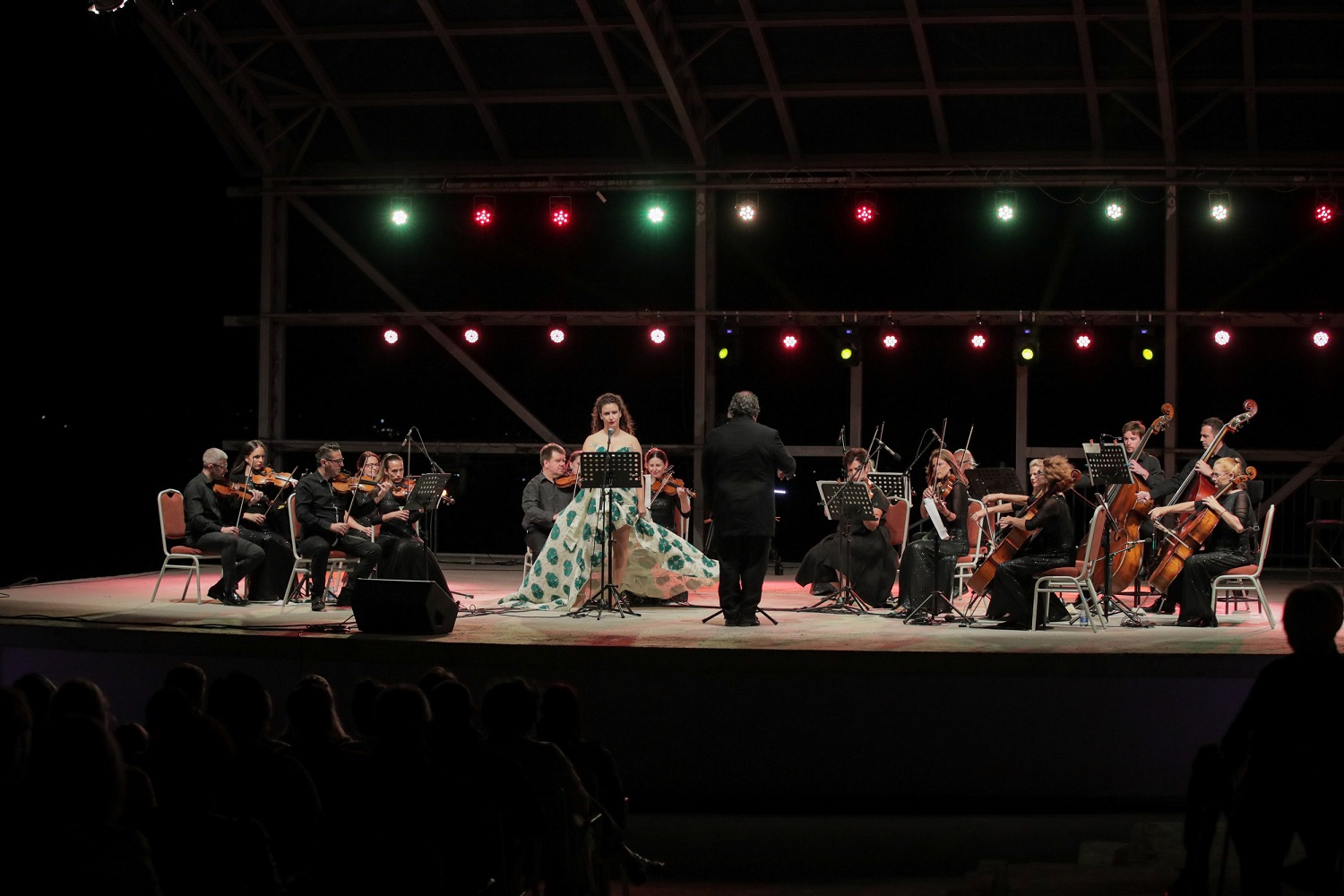 Magical atmosphere at Dolni Saray with the soprano Marija Jelikj and the Orchestra of the Serbian National Theatre from Novi Sad