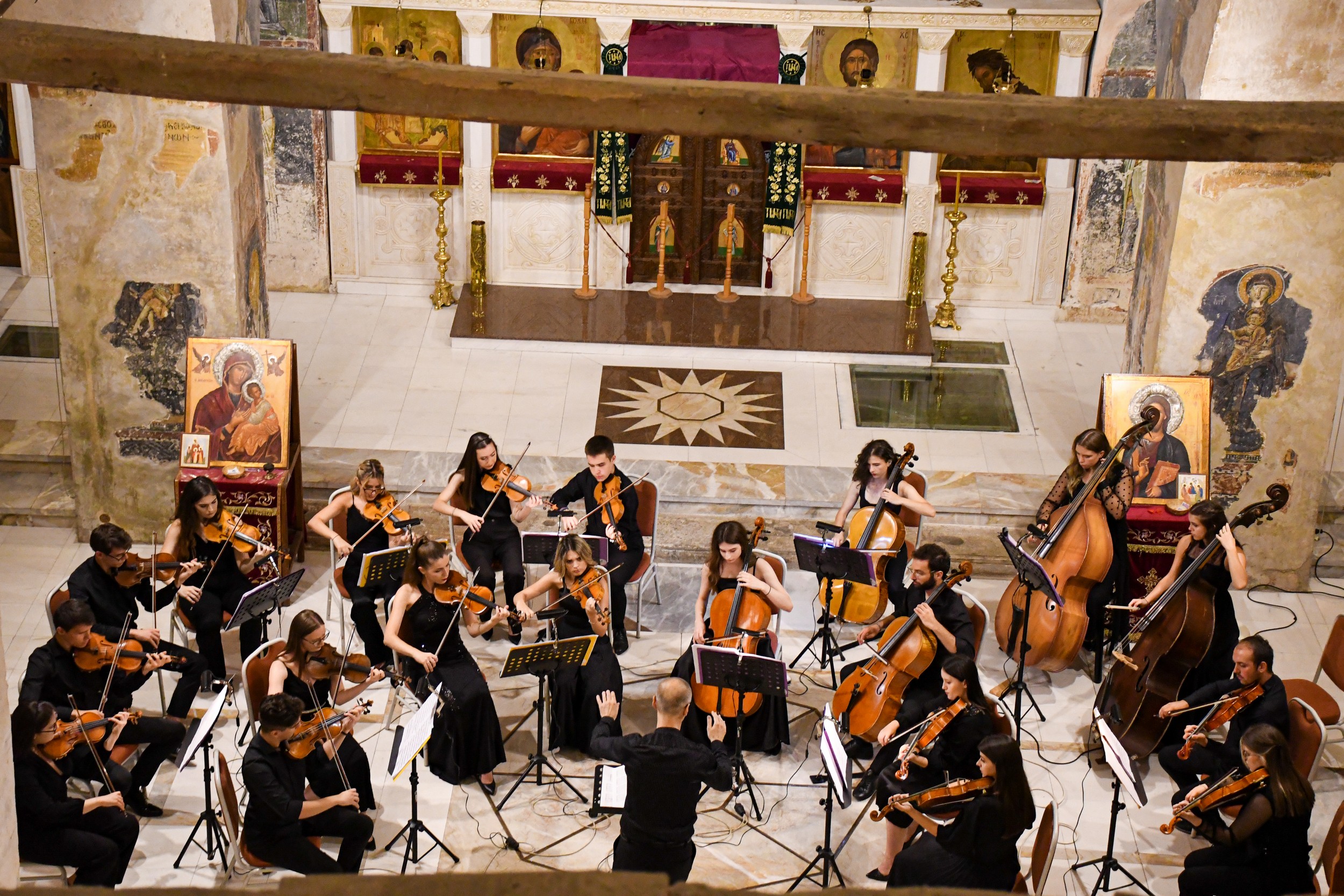 Review towards the concert of the Chamber orchestra of Jeunesses Musicales Macedonia: charming, joyful and musical