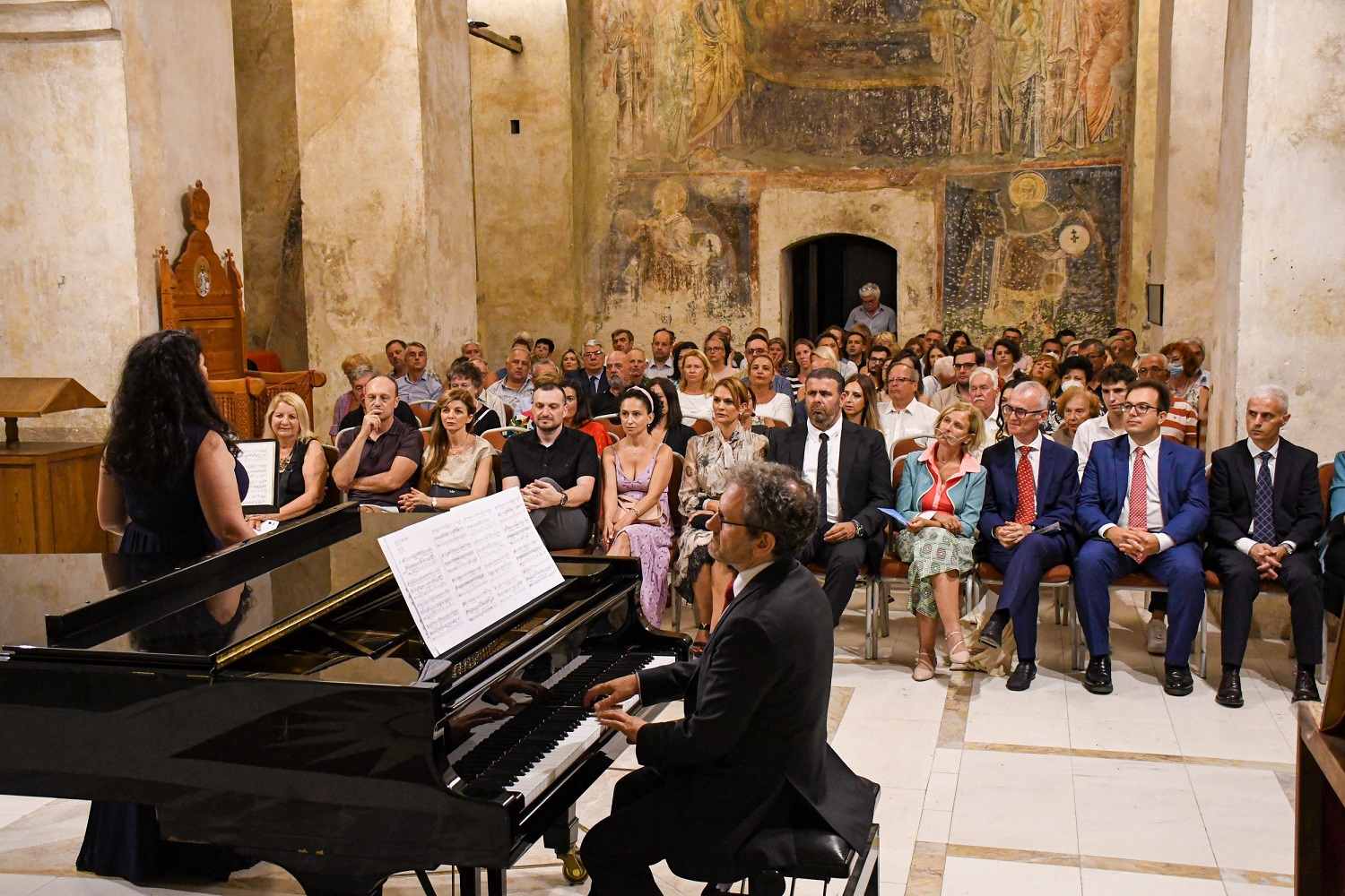 Амбасадор Силвести: Музиката ни нуди засолниште и надеж за подобра иднина