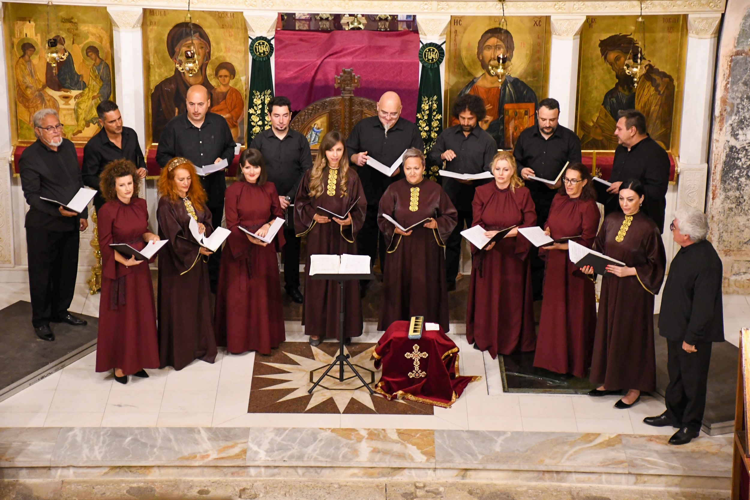 Рецензија: Свечен концерт на камерниот мешан хор „Св. Климент Охридски“ под диригентство на  Панче Јосифов